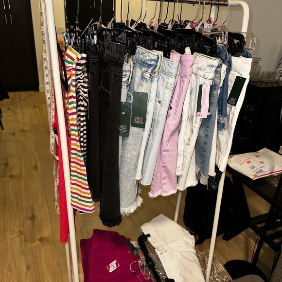 Bookmark my First Posh Show!!! 9pm central standard time 5/13/23 - Picture 3 of 7